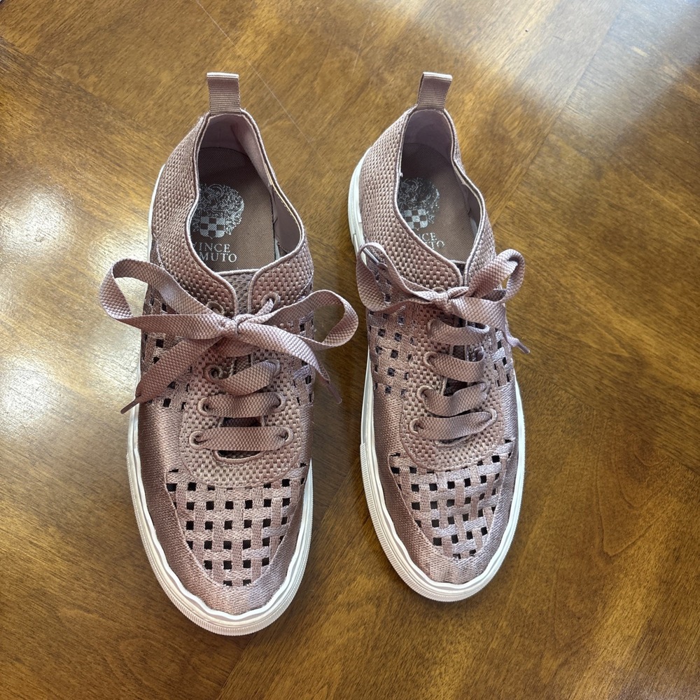 Vince Camuto Women's Size 9M Jamminna Woven Sneakers Ribbon Lace‎ Dusty Rose